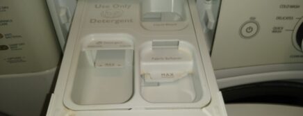 Water stains are removed from a washing machine detergent dispenser tray {{brizy_dc_image_alt imageSrc=